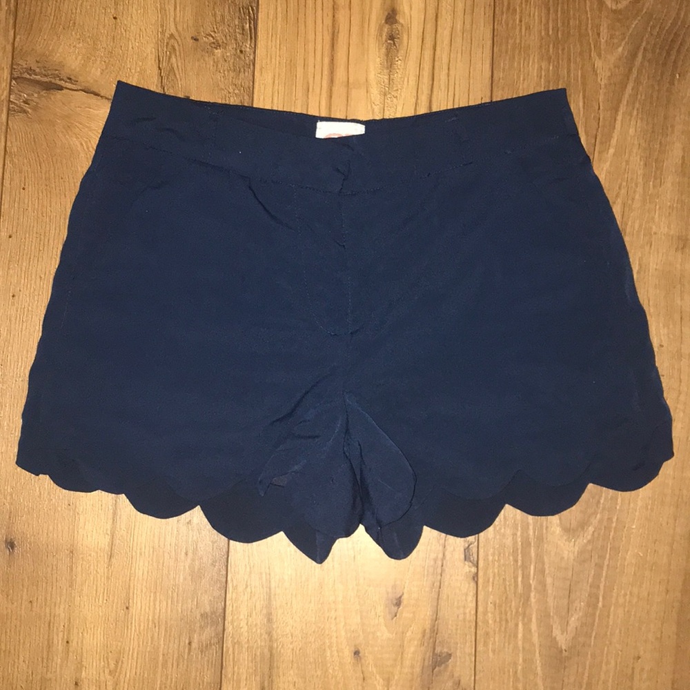 Cute scalloped shorts